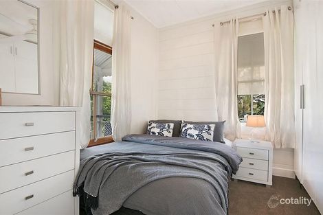 Property photo of 113 Lower Cairns Terrace Paddington QLD 4064