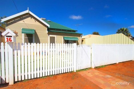 16 Richardson St, Kwolyin, WA 6385