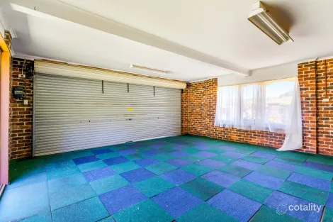 Property photo of 18 York Street Emu Plains NSW 2750