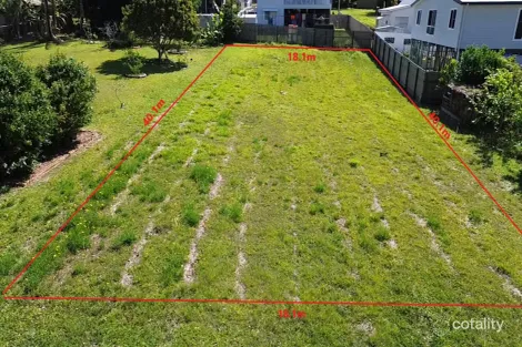 26 Hill St, Russell Island, QLD 4184