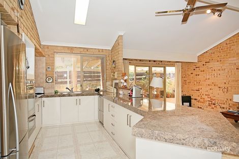 23 Oaklands Ave, Halls Head, WA 6210