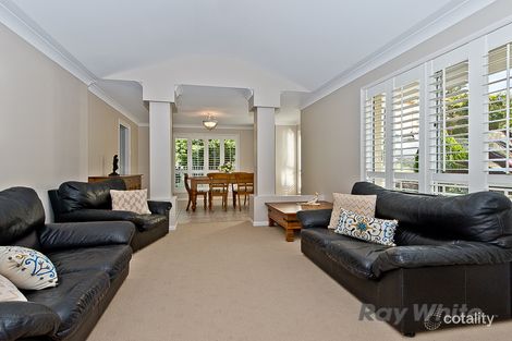 Property photo of 15 Cotswold Place Bridgeman Downs QLD 4035