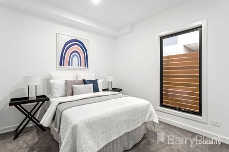 Property photo of 9/5 Lodden Street Sunshine North VIC 3020