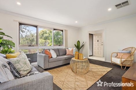 Property photo of 27 Zina Grove Mooroolbark VIC 3138