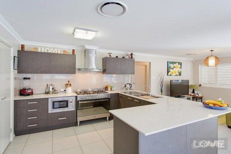 Property photo of 11 Beluga Drive Cameron Park NSW 2285