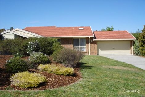 Property photo of 16 Halloran Drive Jerrabomberra NSW 2619