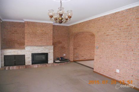 Property photo of 20 Gwydir Street Bateau Bay NSW 2261