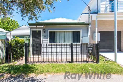 Property photo of 37 Gipps Street Carrington NSW 2294