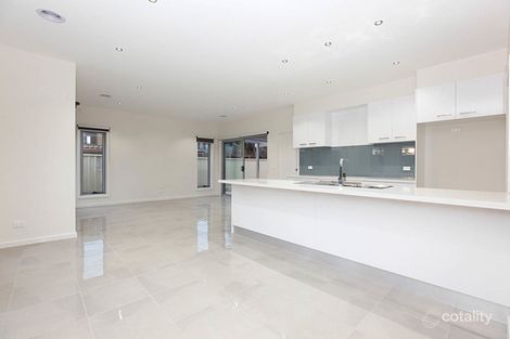 Property photo of 1/8 La Coruna Gardens Point Cook VIC 3030