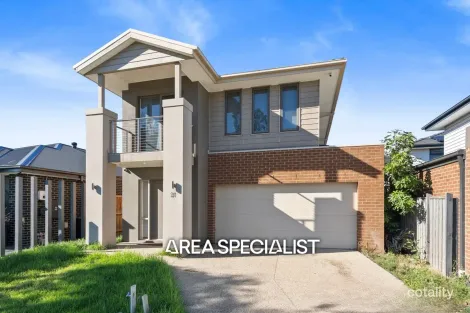 21 Cunningham Pde, Keysborough, VIC 3173