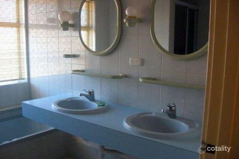 Property photo of 7 Teano Place Marangaroo WA 6064