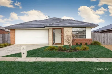 Property photo of 11 Banff Road Winter Valley VIC 3358