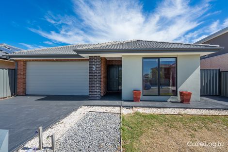 Property photo of 3 Doughty Road Craigieburn VIC 3064