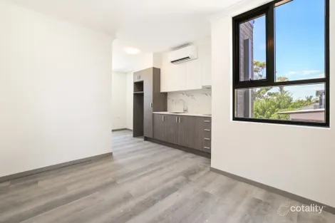 242 Warringah Rd, Beacon Hill, NSW 2100