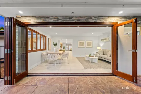 Property photo of 6 Nevern Street Macgregor QLD 4109