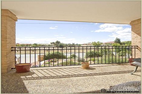 Property photo of 17 Sunshine Loop Dunlop ACT 2615