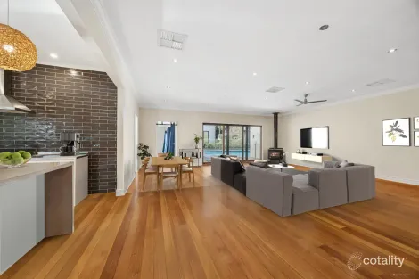 Property photo of 14 Alvena Crescent Heathmont VIC 3135