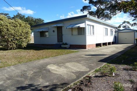 15 Wildwood Ave, Sussex Inlet, NSW 2540