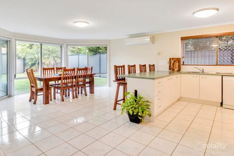 Property photo of 1 Corringle Close Helensvale QLD 4212