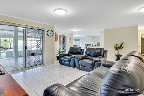 Property photo of 1 Corringle Close Helensvale QLD 4212