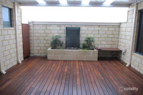 Property photo of 4/54 Davey Street Mandurah WA 6210
