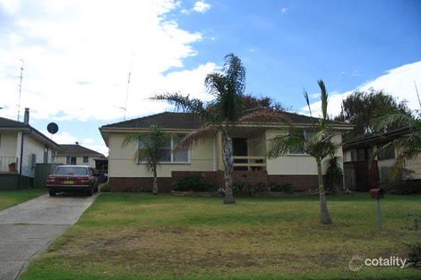 4 O'Reilly St, Warilla, NSW 2528