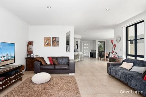 Property photo of 3202 Central Place Carrara QLD 4211