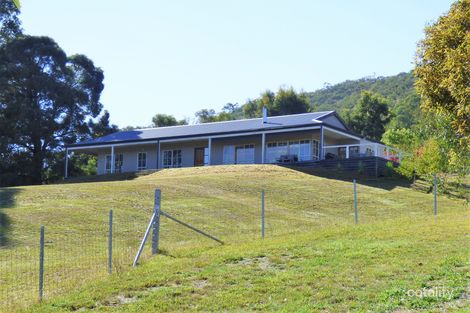 11 Eumerella Dr, Buffalo River, VIC 3737