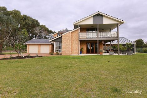 Property photo of 4 Marginata Place Wanneroo WA 6065
