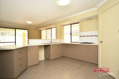Property photo of 8 Grasmere Fairway Tapping WA 6065