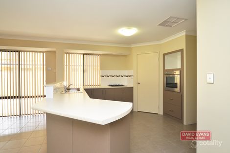 Property photo of 8 Grasmere Fairway Tapping WA 6065