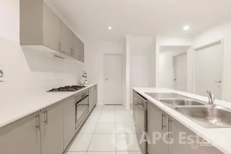 Property photo of 93 Baycrest Drive Point Cook VIC 3030