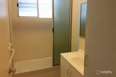 Property photo of 32 Wenck Street Moura QLD 4718