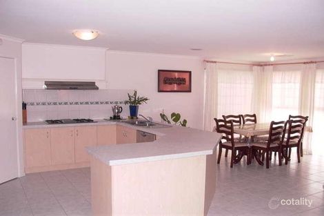 Property photo of 12 Waranga Close Caroline Springs VIC 3023