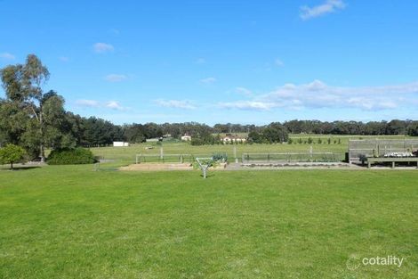 Property photo of 40 Mathiesons Road Eagle Point VIC 3878