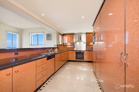 Property photo of 4 The Point Castle Hill QLD 4810