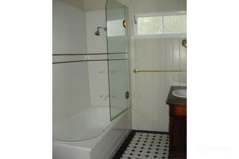 Property photo of 2 O'Brien Street Granville QLD 4650