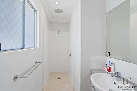 Property photo of 3 Deck Circuit Trinity Beach QLD 4879