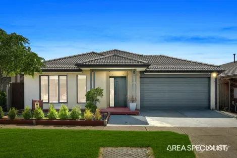 32 Bromley Cct, Thornhill Park, VIC 3335