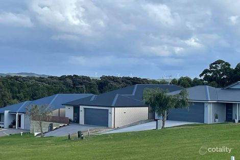 Property photo of 94 Greyhound Circle Gledhow WA 6330