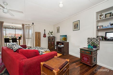 Property photo of 2 Nearra Street Deagon QLD 4017