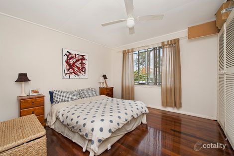 Property photo of 2 Nearra Street Deagon QLD 4017