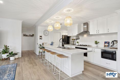 Property photo of 17 Domina Turn Caversham WA 6055