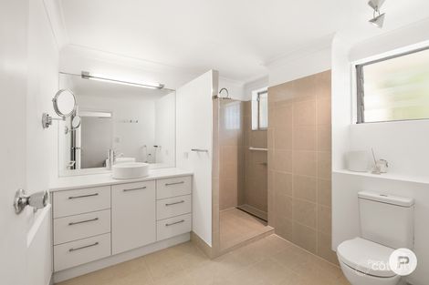 Property photo of 2/98 Oxlade Drive New Farm QLD 4005