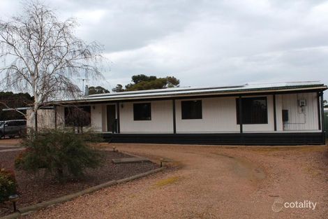 56 West Tce, Laura, SA 5480