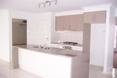 Property photo of 17 Kurrawa Crescent Glenvale QLD 4350