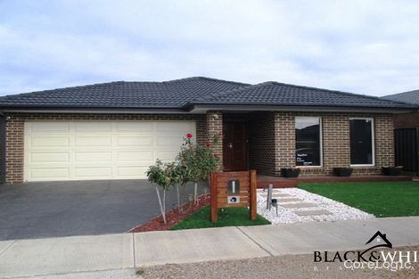 Property photo of 18 Gallant Road Point Cook VIC 3030
