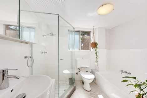 Property photo of 17/4-6 Lynvale Close Lane Cove North NSW 2066