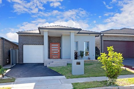 11 Woodgrove Pl, Glenmore Park, NSW 2745
