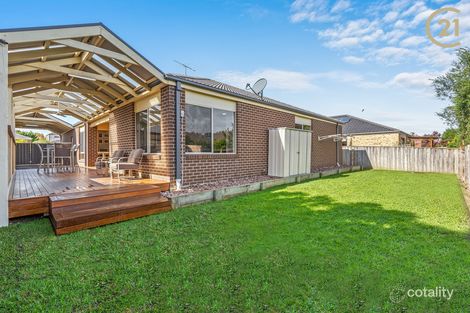 Property photo of 21 Leisurewood Drive Berwick VIC 3806